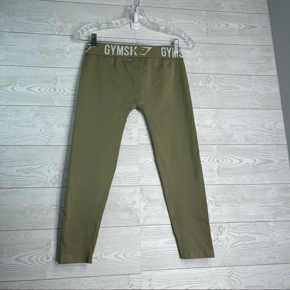 Gymshark Womens FIT SEAMLESS CROPPED LEGGINGS - Picture 5 of 6